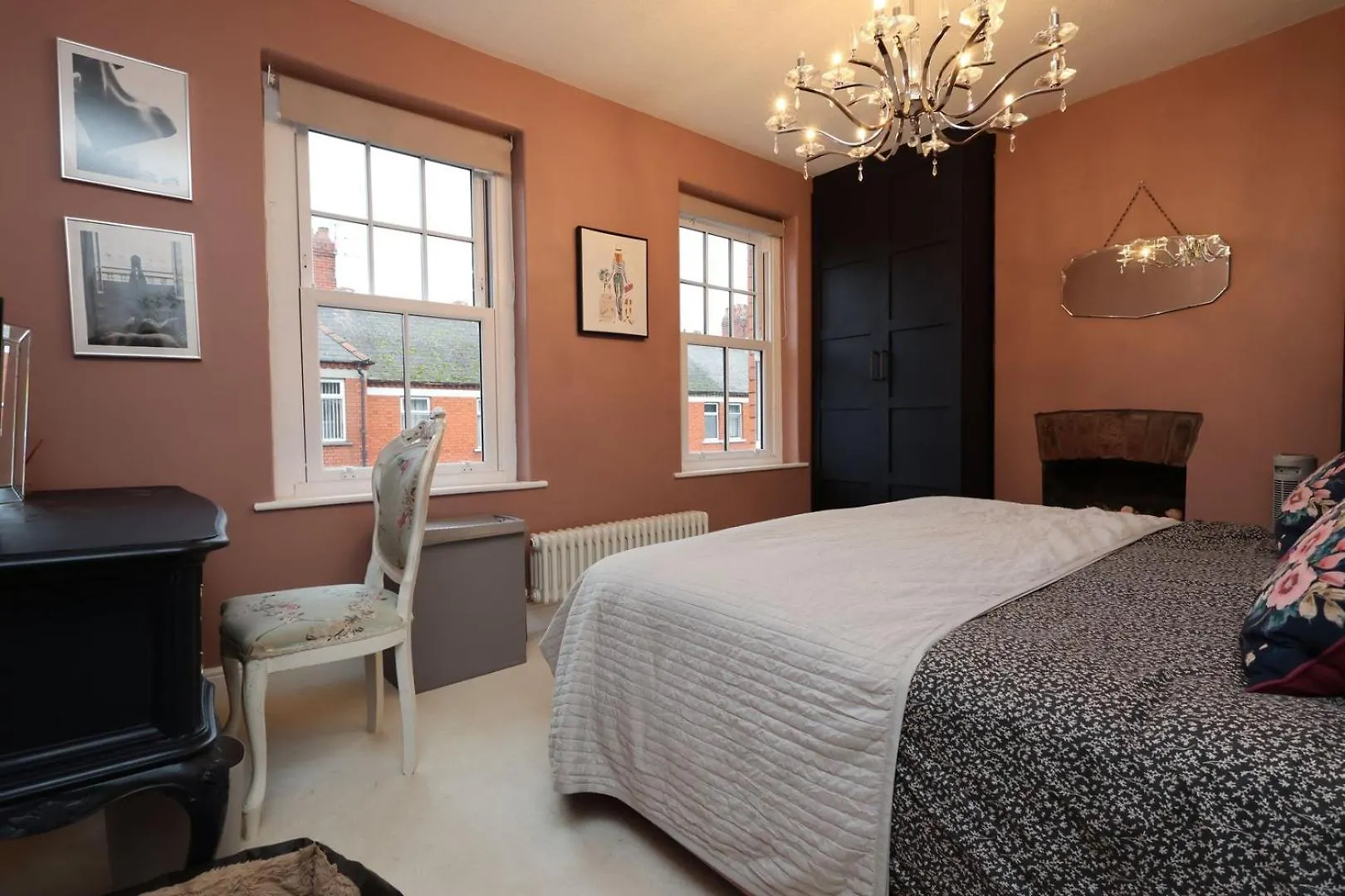 Apartment Spacious 2-Bed Cardiff Haven With Luxe Touches United Kingdom